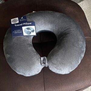 Travel Pillow, Memory Foam, Gray